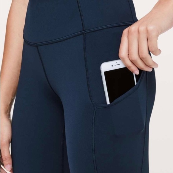 Lululemon Fast&Free cropped 19 black leggings side pockets size 6 - Picture 8 of 9